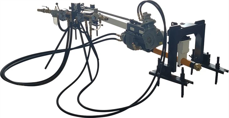 במורד מכונת קידוח החור